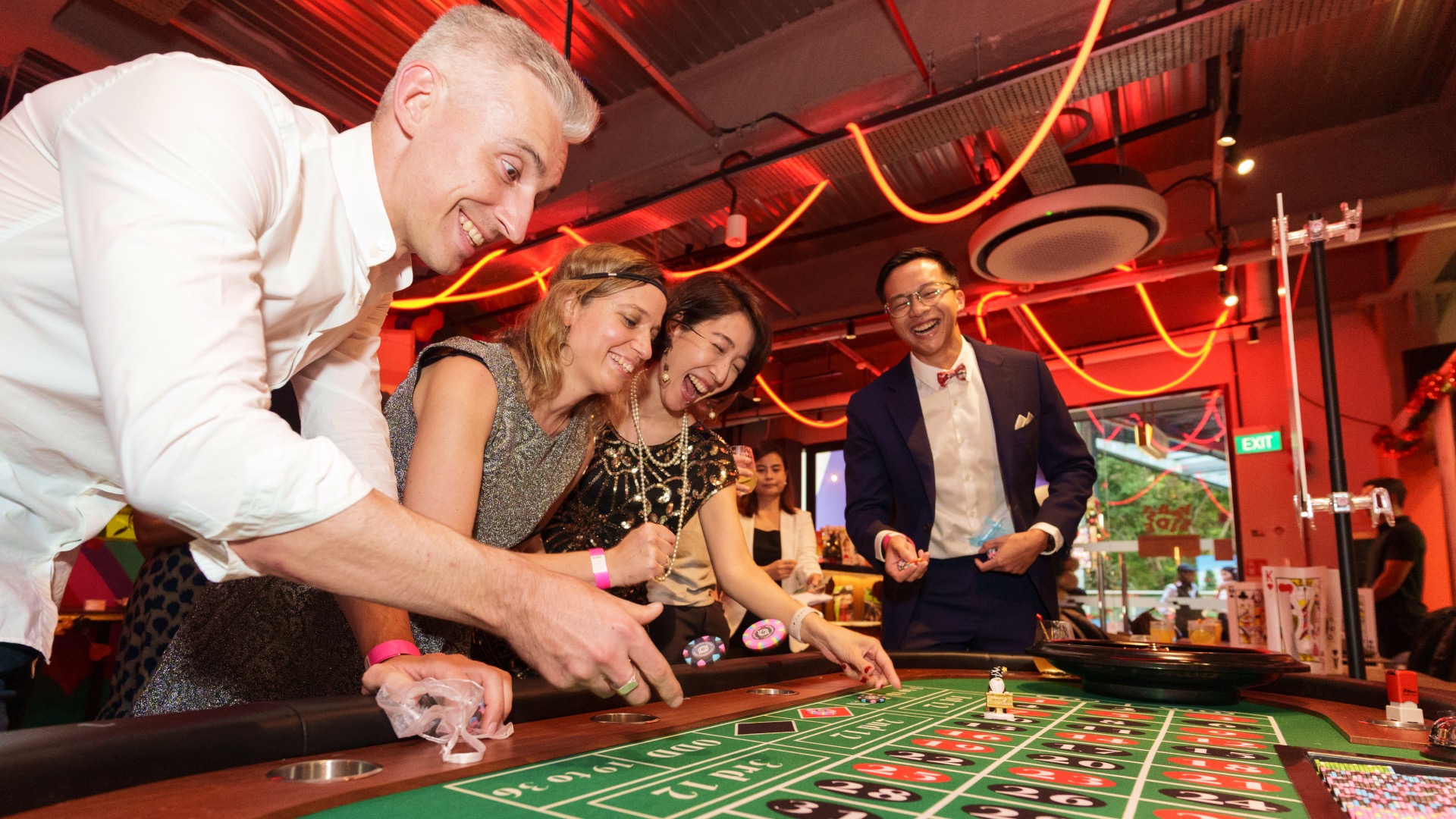 How to create a memorable corporate event — 7 essential tips