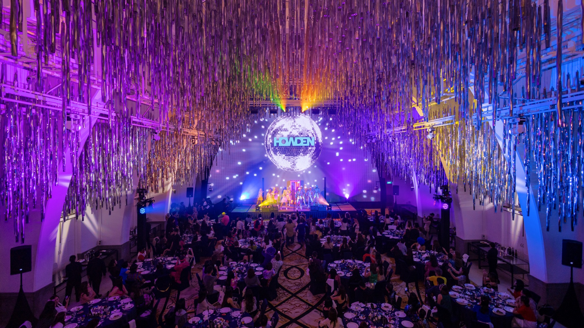 Transforming corporate dinners into experiential gala events in Singapore
